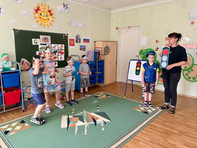 Игра "Разрешается-запрещается"