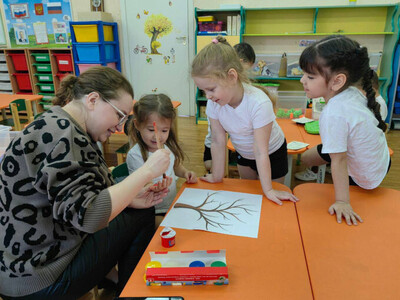 Коллективная работа "Дерево Дружбы"